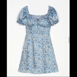 Petite Studio Maisy Dress in Blue!